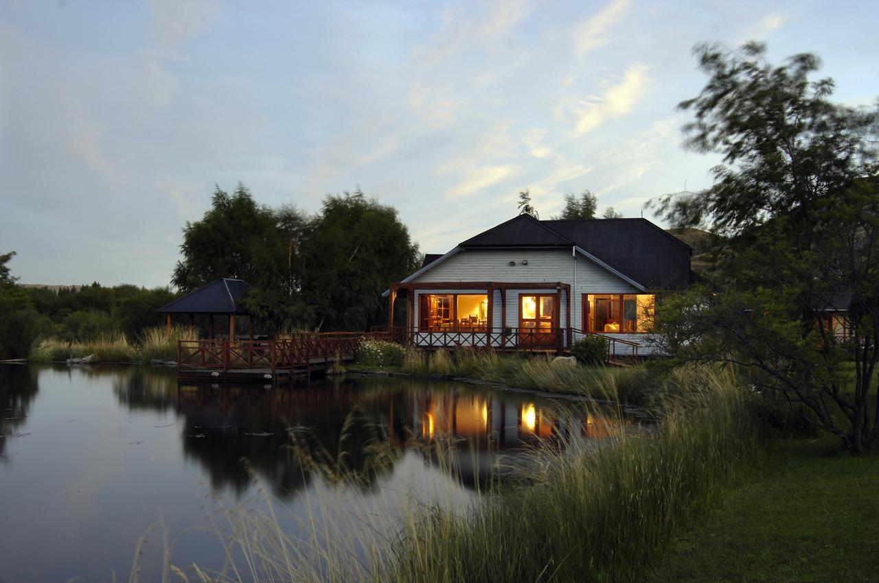Spring Creek Lodge Junin de los Andes Ngoại thất bức ảnh